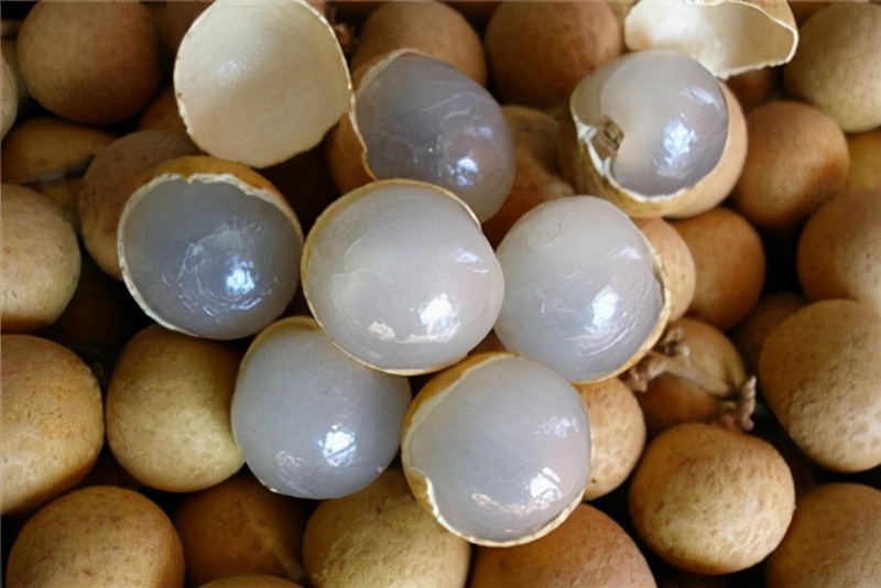 乳房上多发性囊肿怎么治疗最好,乳房囊肿5mmx3mm需要治疗吗