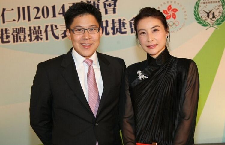 郭晶晶和哪个奥运冠军长得像,郭晶晶和霍启刚哪一年在一起的