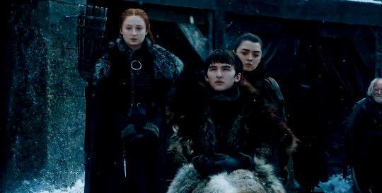 权力的游戏S8E5∣孤独的龙妈和固执的琼恩,都逃不开宿命的安排