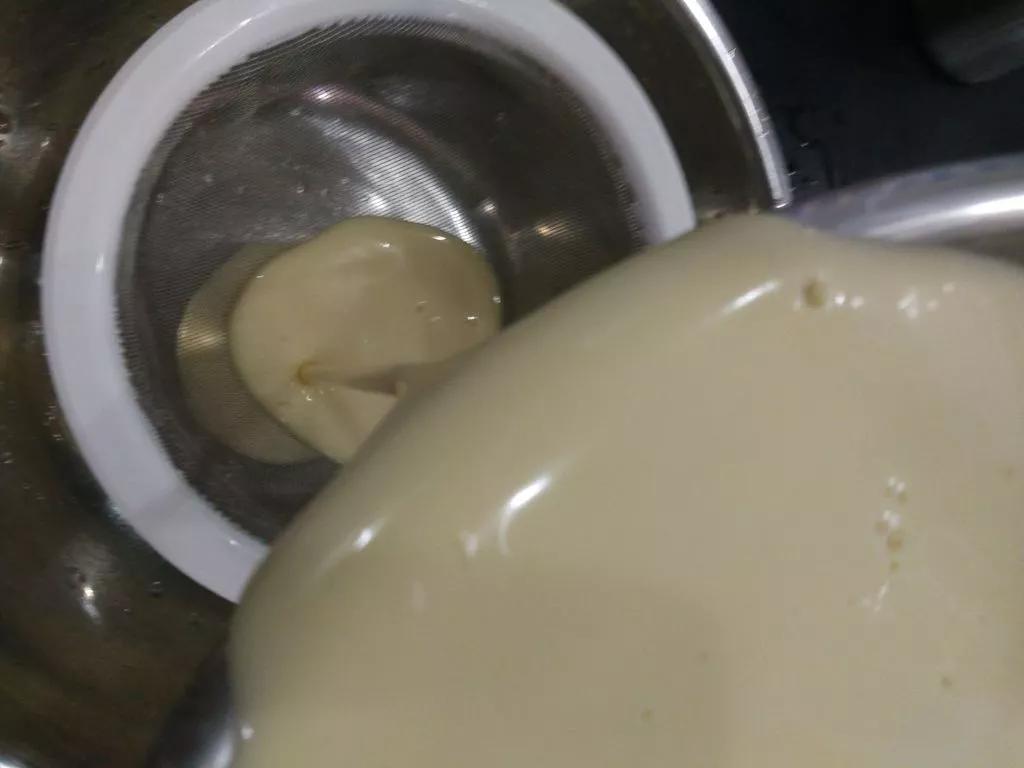 欧米奇学做西点,芒果班戟平底锅怎么做