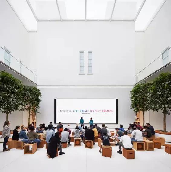 大牌为何喜欢抄小众品牌,大牌为什么喜欢黑白