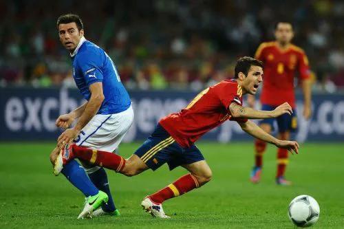 欧洲杯赛程西班牙意大利,欧洲杯西班牙队意大利最新消息