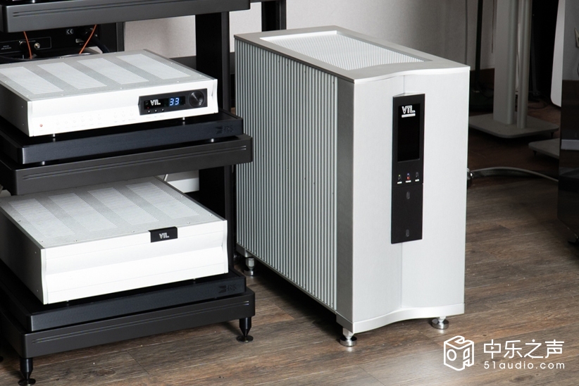 力拔山河且刚且柔——VTLS-400II真空管后级功放