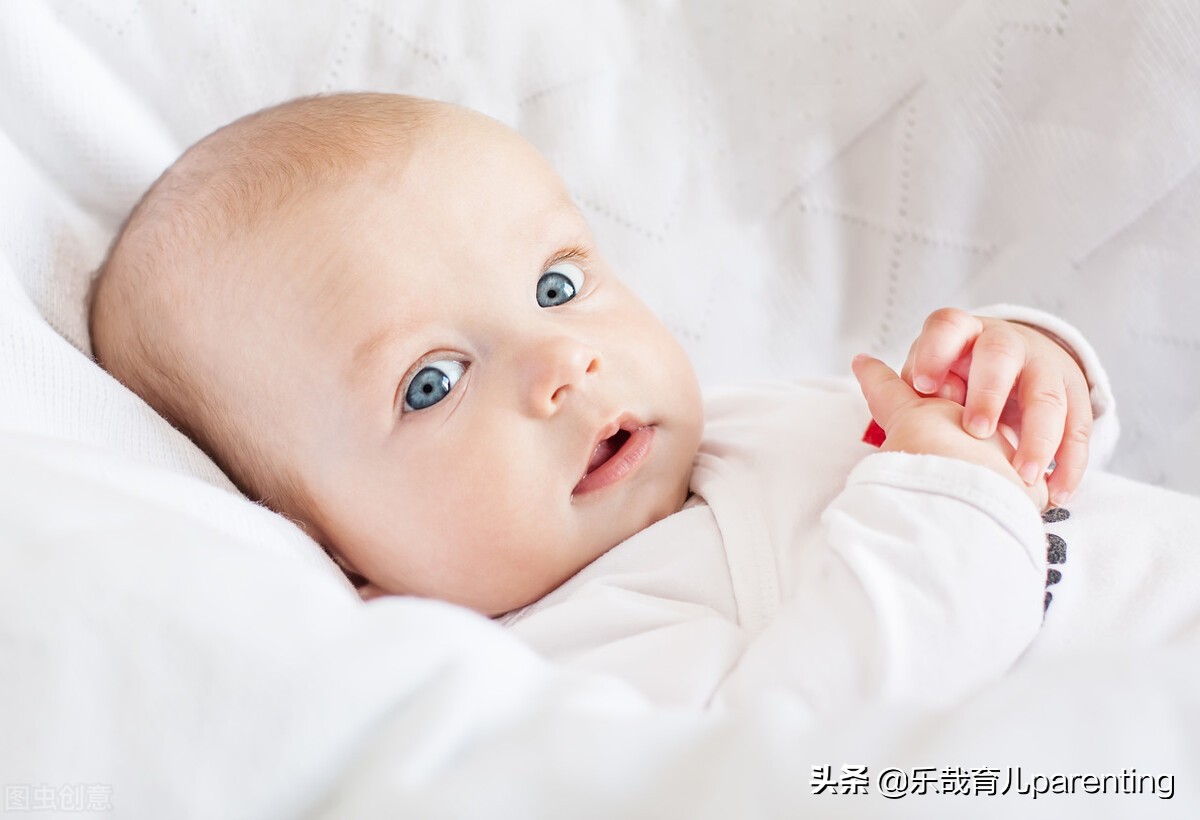 孩子半夜老是醒影响生长,小孩经常半夜醒来行为异常