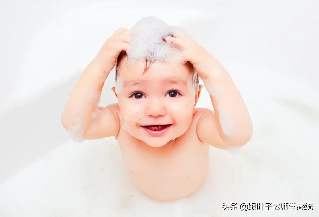 6岁前孩子有这些“坏毛病”，说明孩子大脑发育很好，不用管