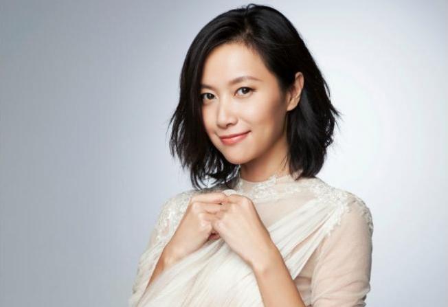 徐静蕾伸懒腰长高,徐静蕾18岁