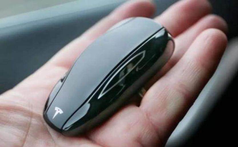 这些炫酷车钥匙，有的可能比一辆车还贵！