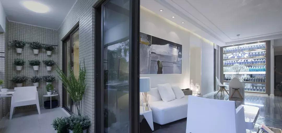 阳台要不要装推拉门？听老师傅一说，后悔没早知道！