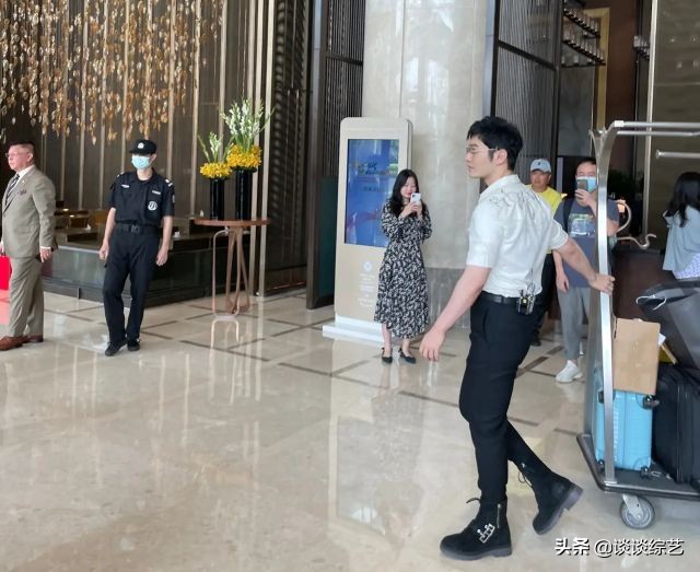 每日吃瓜君肖战王一博,范丞丞吃瓜偶像练习生