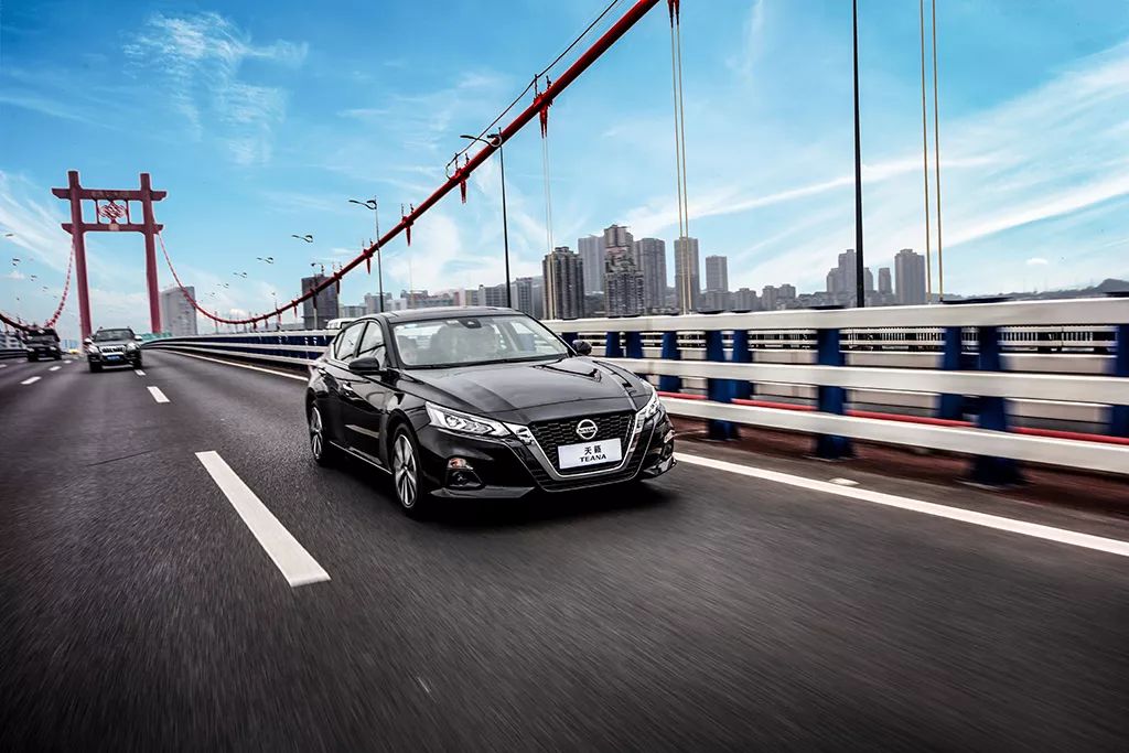 天籁2020款2.0自吸几秒破百,新款天籁2.0l动力真实测试