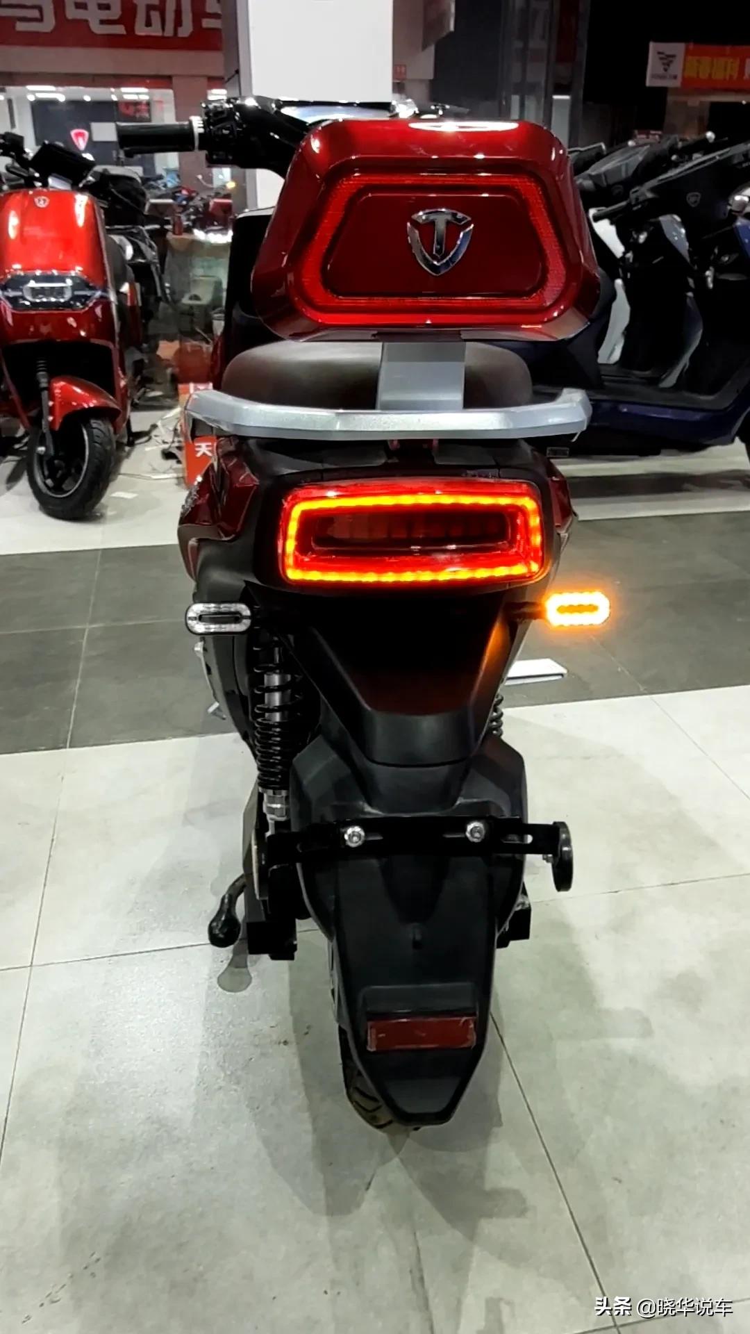 台铃虎贲电摩续航测试,台铃电摩虎贲超跑版