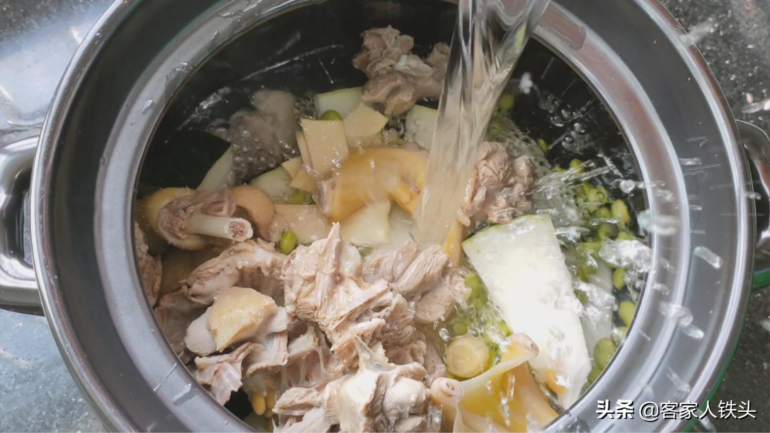 广东鸭汤云吞的汤料配方,广东老鸭汤最正确炖汤方法