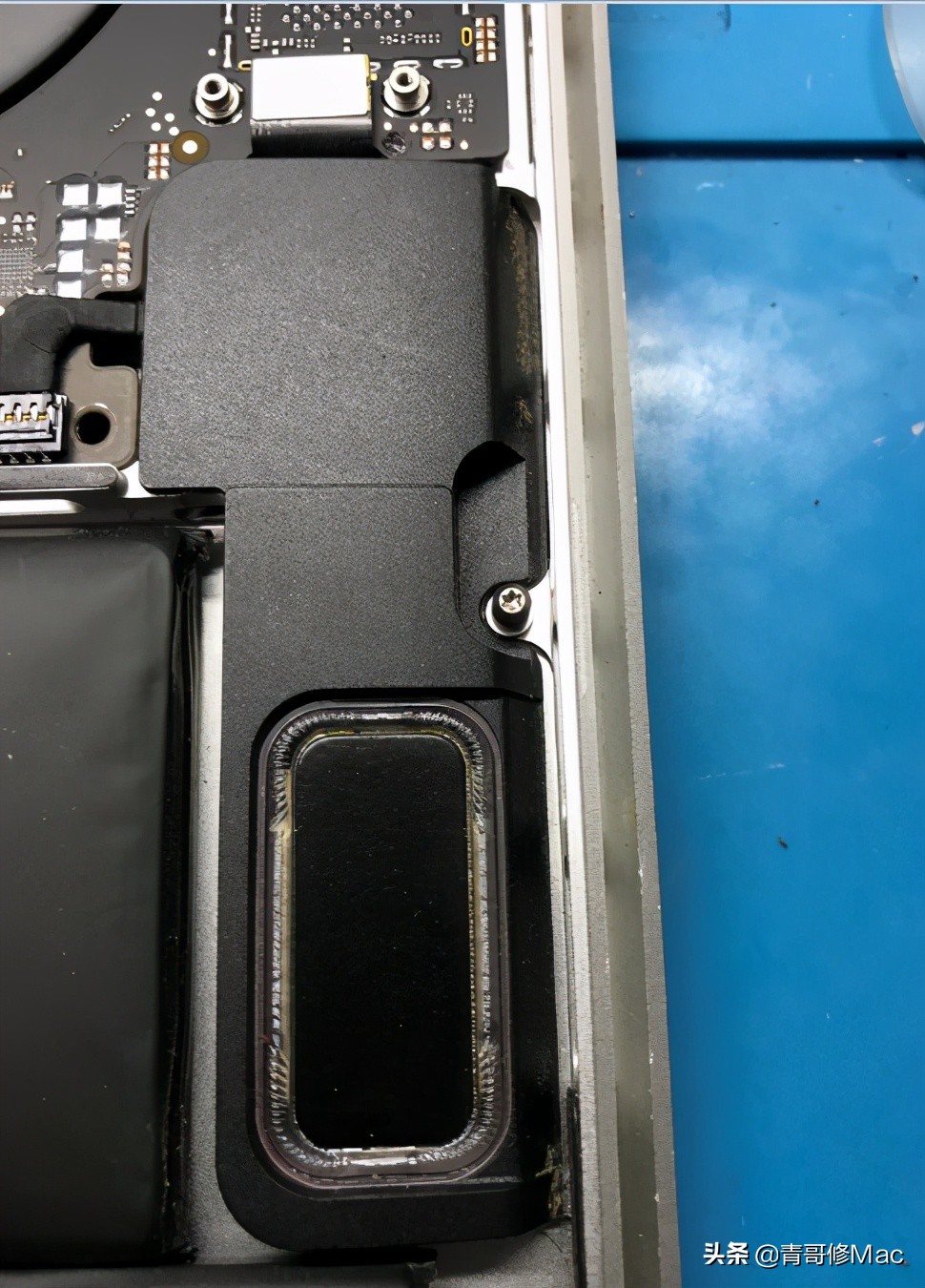 苹果笔记本进水怎么办教程,苹果笔记本进水了如何处理