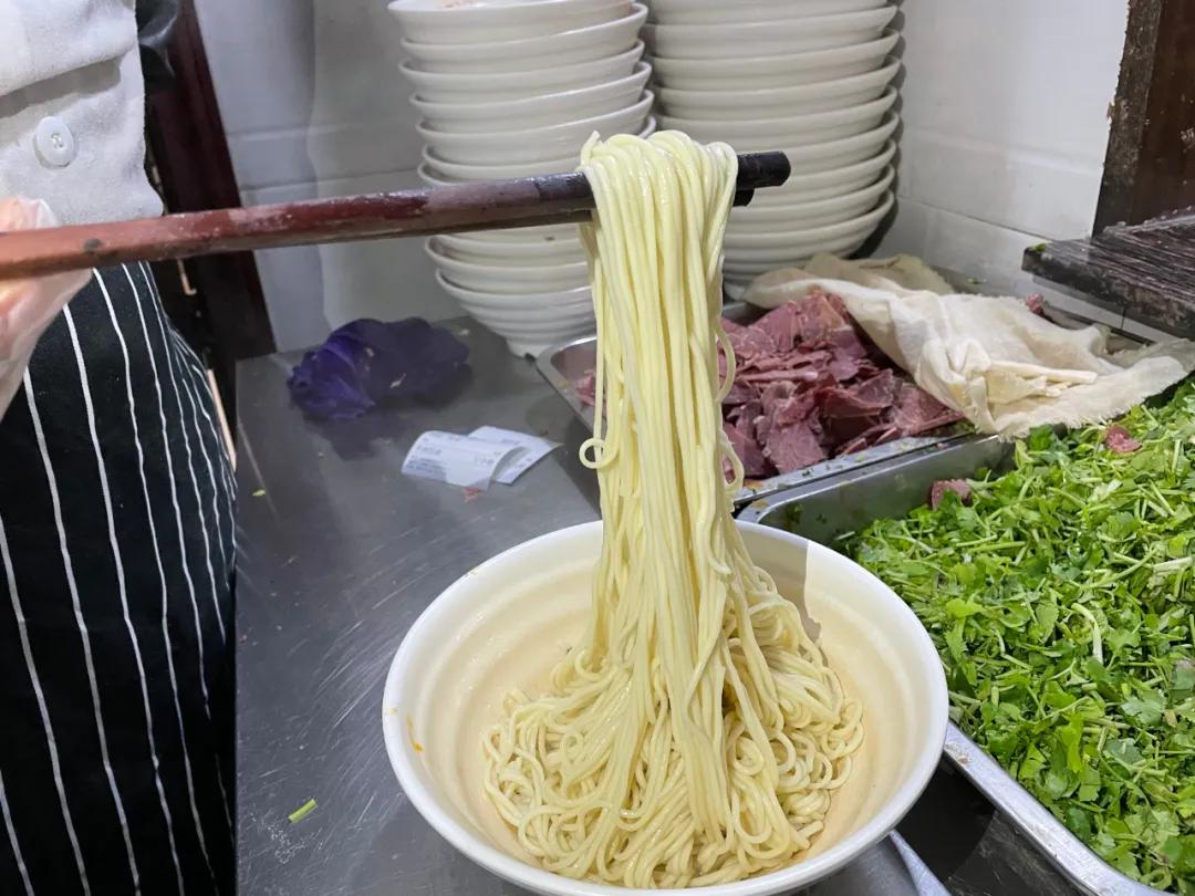 寮犺鐗涜倝鎷夐潰鎺㈠簵,寮犺鐗涜倝闈㈤