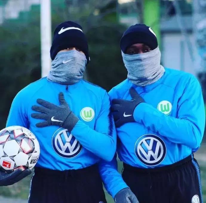 足坛奇观：左撇子球队