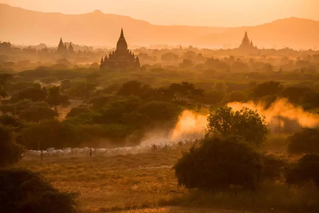10月旅行地推荐最适合初秋出游,10月最适合慢慢旅游的地方