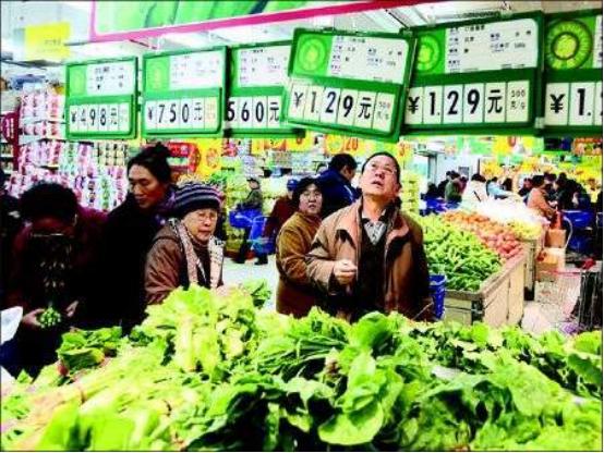 香港上班一个月工资多少,香港上班工资