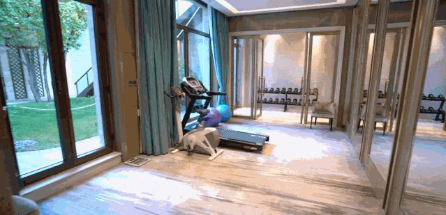 北京2.2亿豪宅火了！保洁费10万，卧室堪比二环一套房