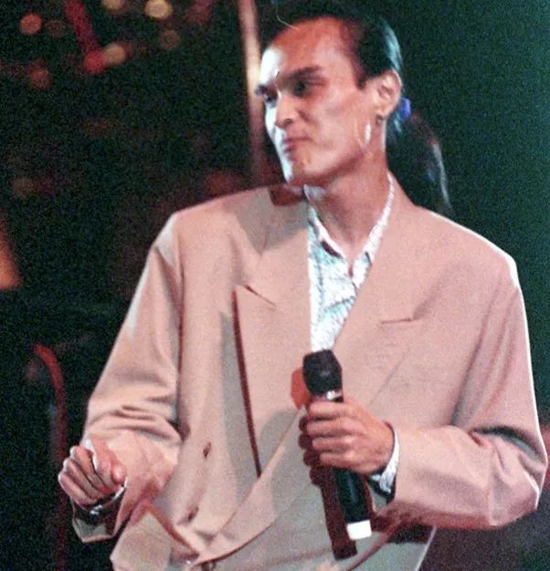 台湾摇滚第一人是谁,台湾摇滚乐队五月天成员