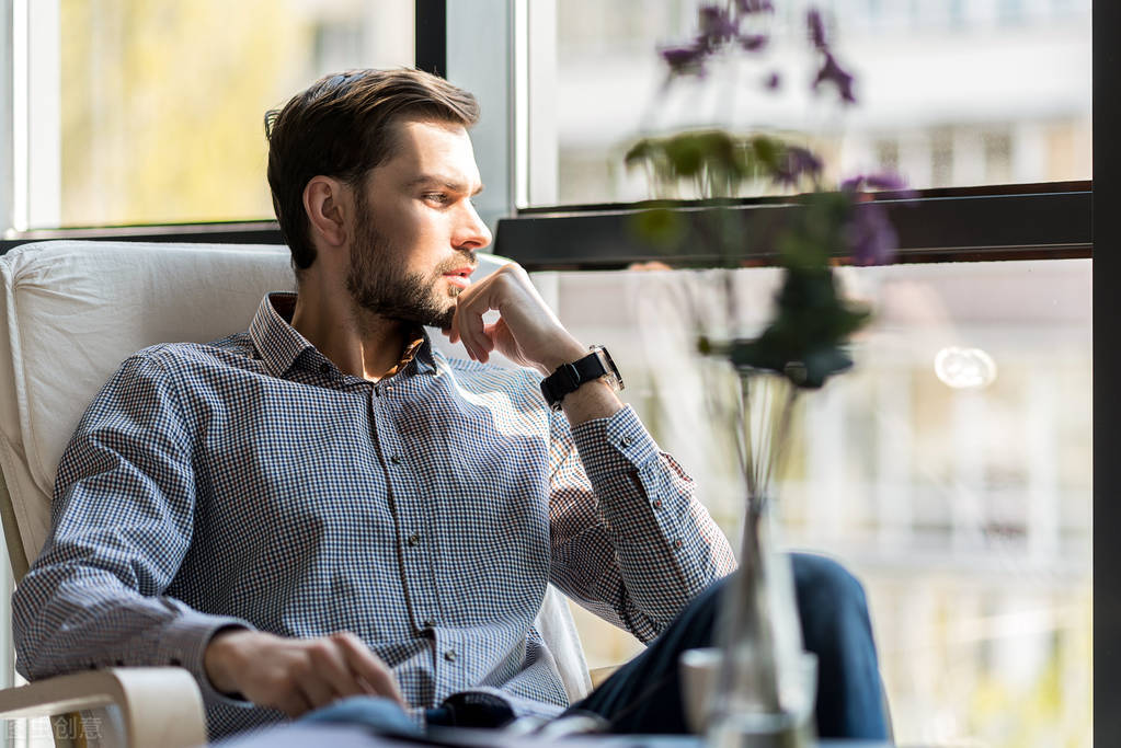 销售赞美顾客话术对话,销售夸赞客人的十句话