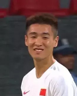 让人又爱又恨！韦世豪昨晚*毛老**病再犯，或成国足定时*弹炸**