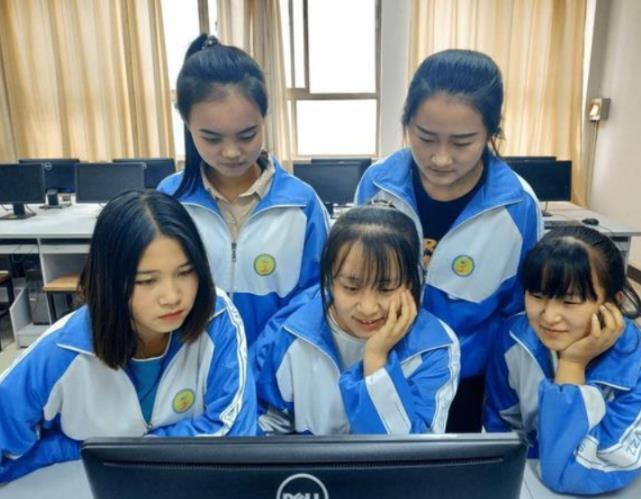 中考考了350分上哪个高中,中考考了300分该怎么办