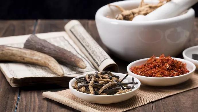 一场秋雨一场凉,滋补养生话膏方