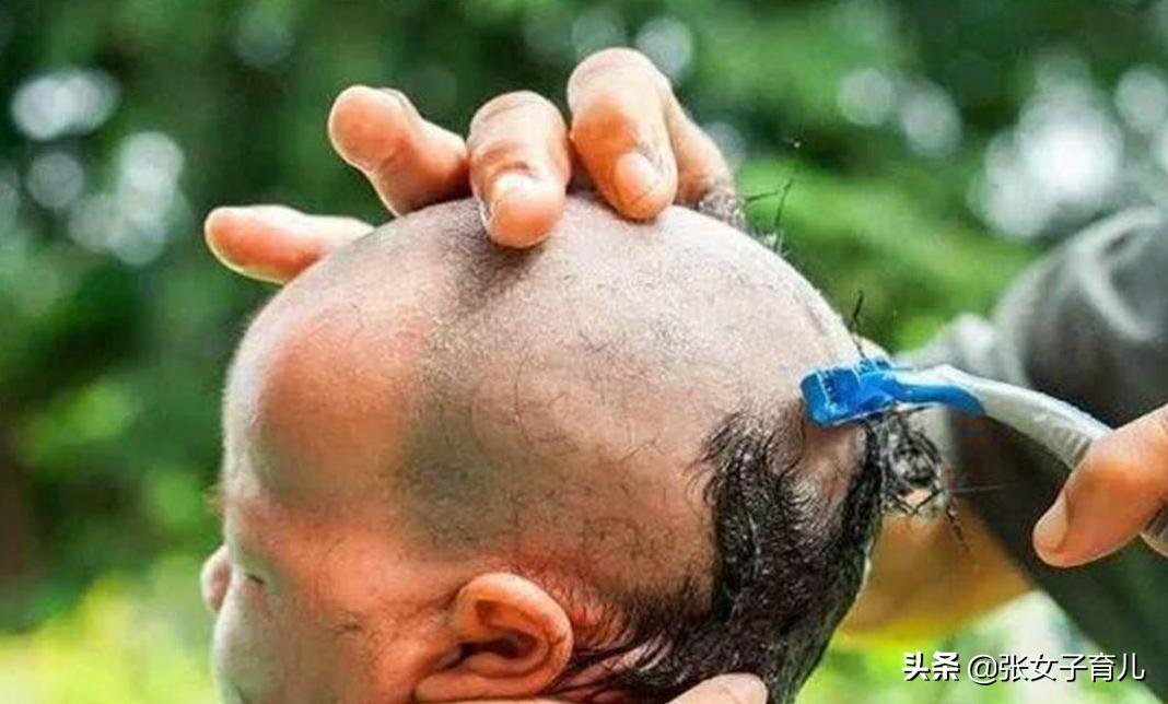 小宝宝头发稀少剃光头有用吗,新生儿头发剃光真的好吗