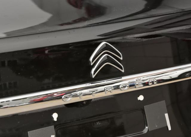 雪铁龙c6到底值不值得买,12万的雪铁龙c6真的买得到吗