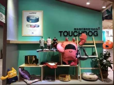 开宠物店一个月可以赚多少钱,揭秘宠物店是怎么赚钱的