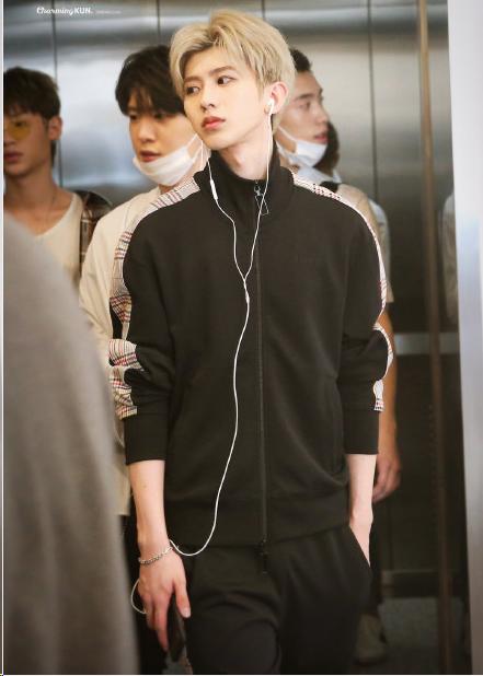 男生应该怎么穿搭春天,男生春天怎么穿搭