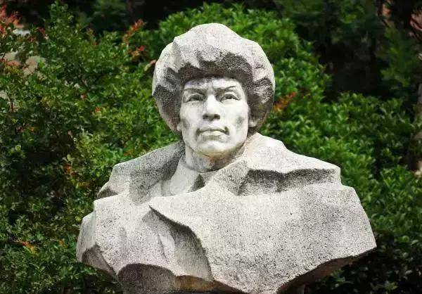 郭沫若一首诗咏杨靖宇,描写杨靖宇的诗词原创