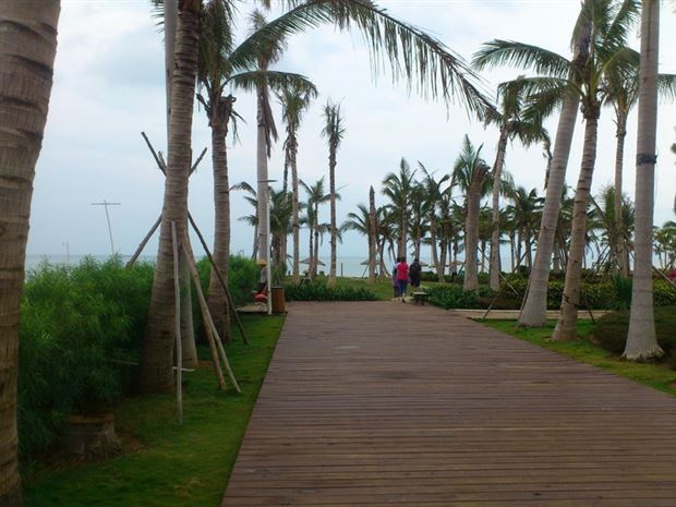 九所新区离三亚有多远,三亚最具特色的小镇