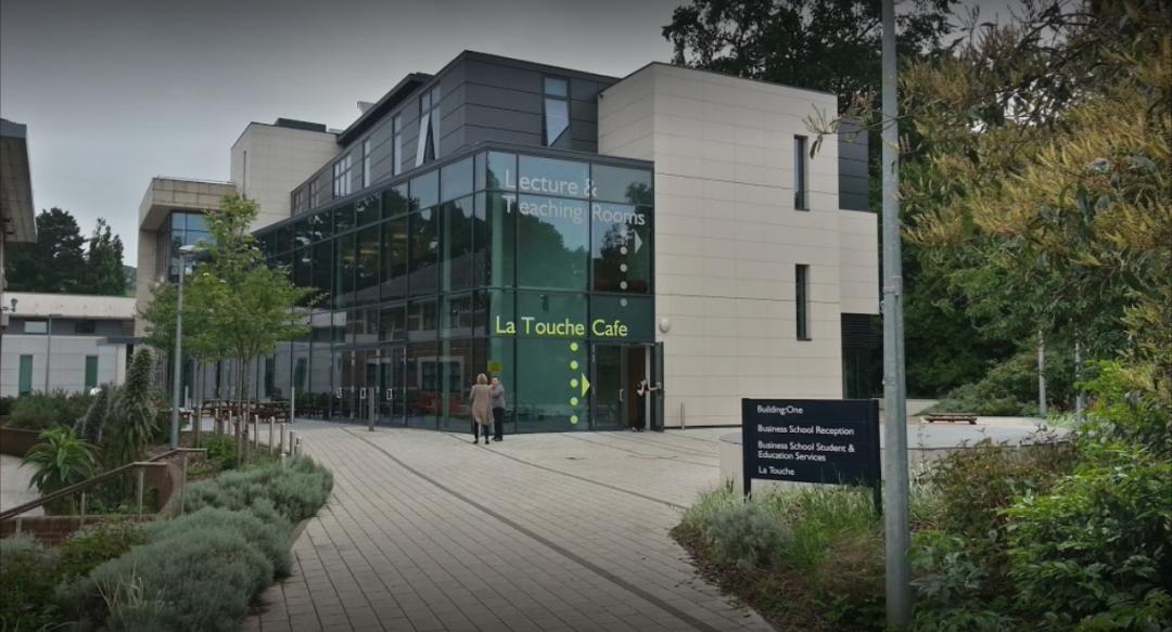 英国金融学院毕业生就业,英国投行最好的学校