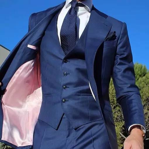 男人穿西装的正确搭配,男士穿西装有哪些搭配