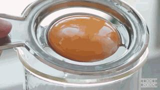 不用去韩国排队,也能吃到火爆的ins的LeBreakLab草莓蛋糕卷