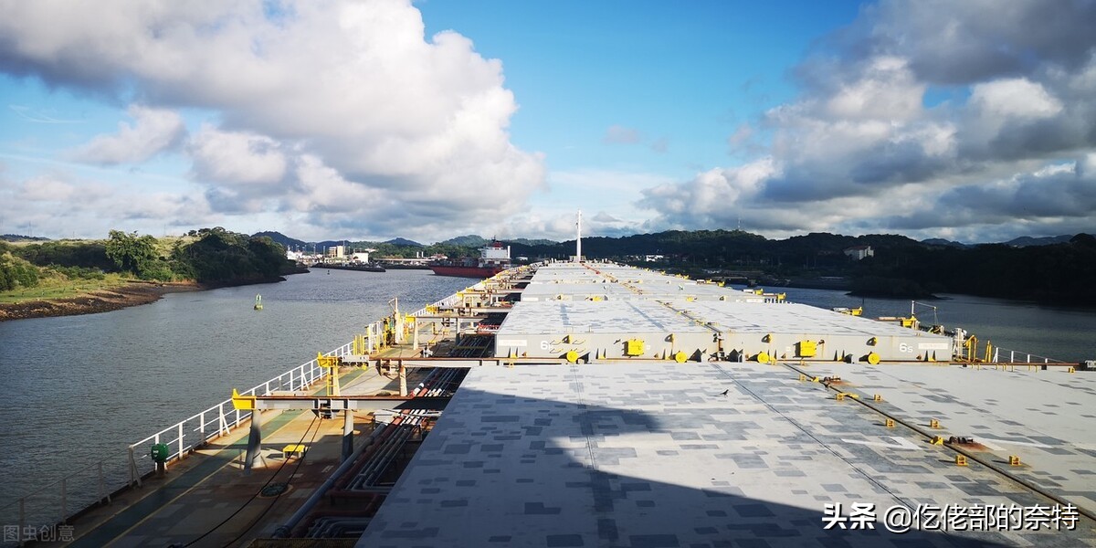 过巴拿马运河的全过程,连接太平洋和大西洋的巴拿马运河