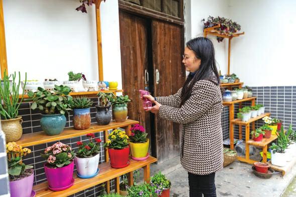 重庆政府出资给贫困户建房,重庆市九龙坡区巴福镇人民政府