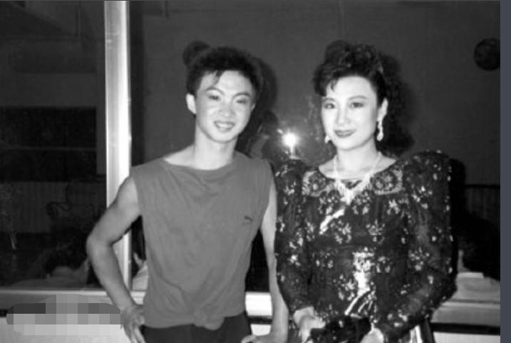 张艺谋对范冰冰评价,范冰冰评价张艺谋视频