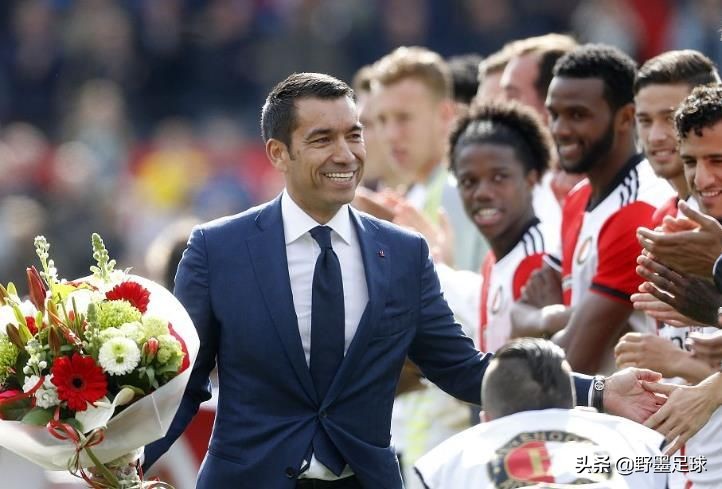 宸磋惃鑰佽嚕閲嶈繑鐞冮槦,10骞翠笘鐣屾澂宸磋惃鐞冨憳