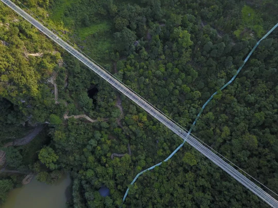 黄果树柏联温泉酒店是几星级酒店,黄果树柏联酒店在景区内怎么进去