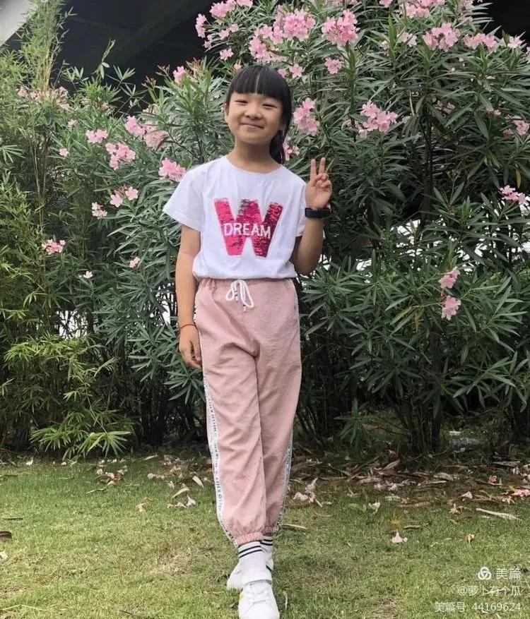 升旗手护旗手上升旗台步骤,升旗和护旗手的简短讲话