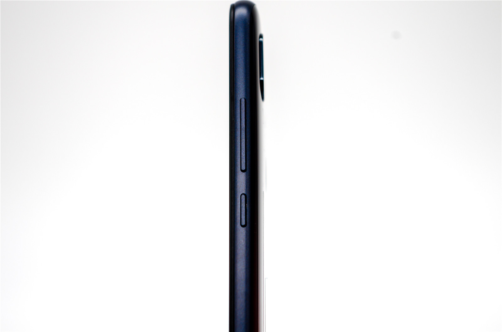 红米7测评玩和平精英卡不卡,红米7处理器评测