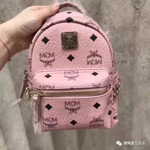 三十岁可以用的起LAMER，四十岁可以穿的起Chanel套装