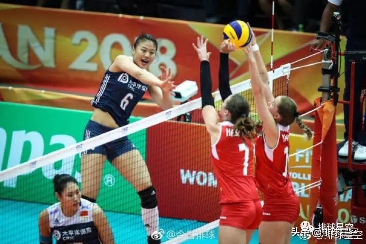 胡进扣球,胡进打排球