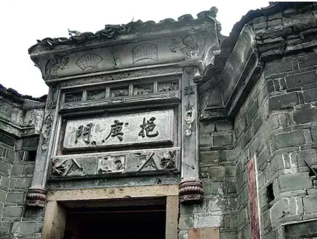 这个村庄一千年前建了个生态下水道，至今旱涝不惧