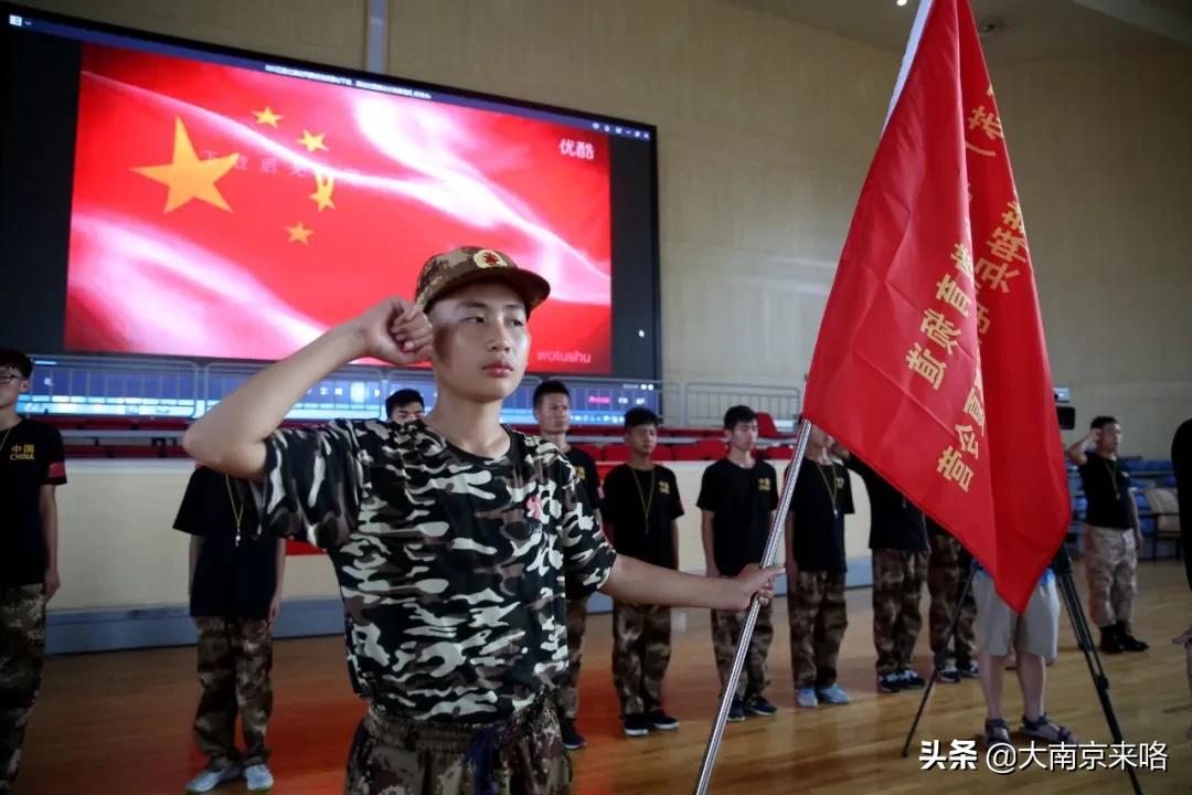 江苏教育频道特种兵军事夏令营,小小特种兵夏令营江苏广电