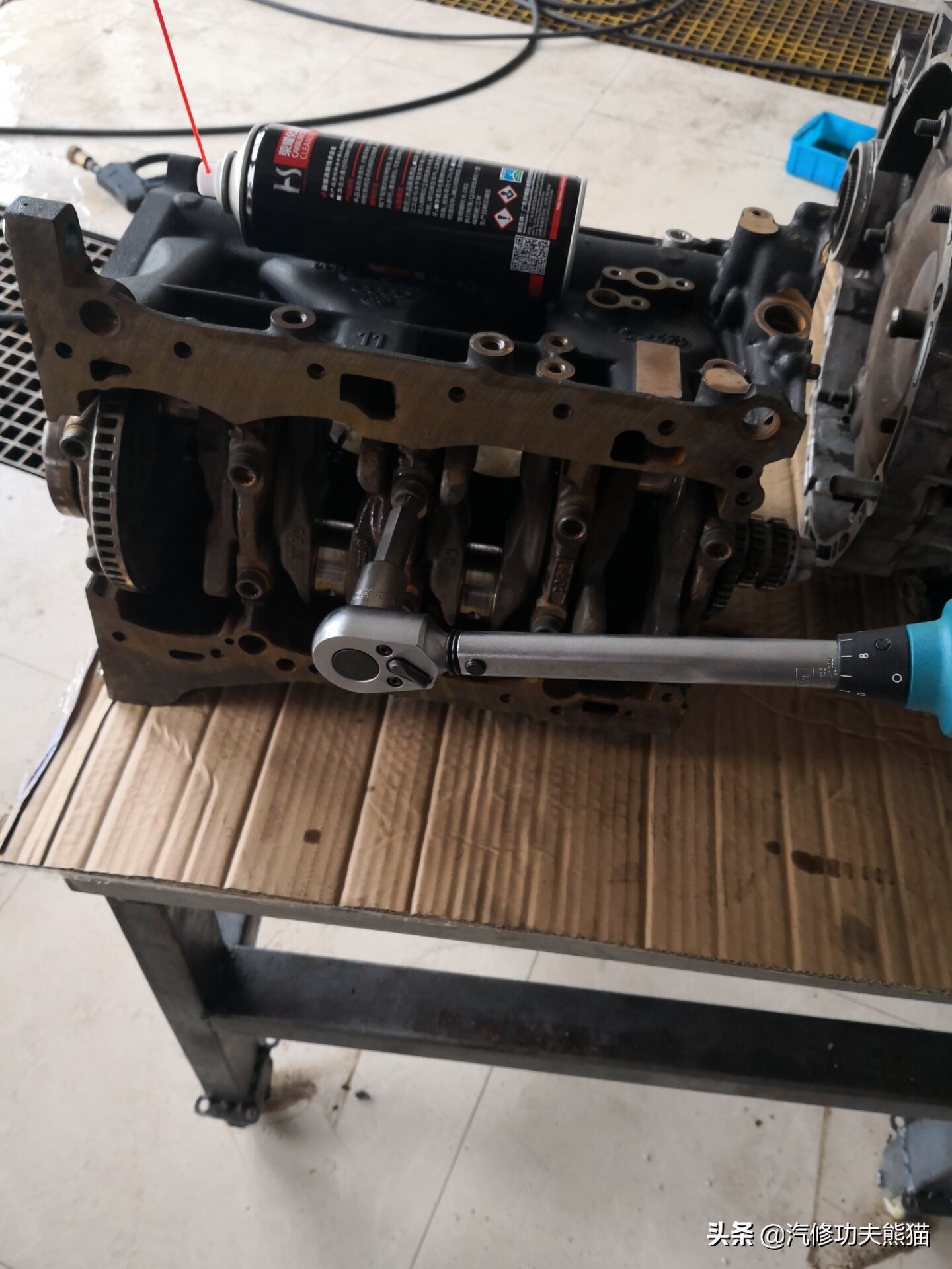 大众途观发动机烧机油维修多少钱,2010款大众途观严重烧机油