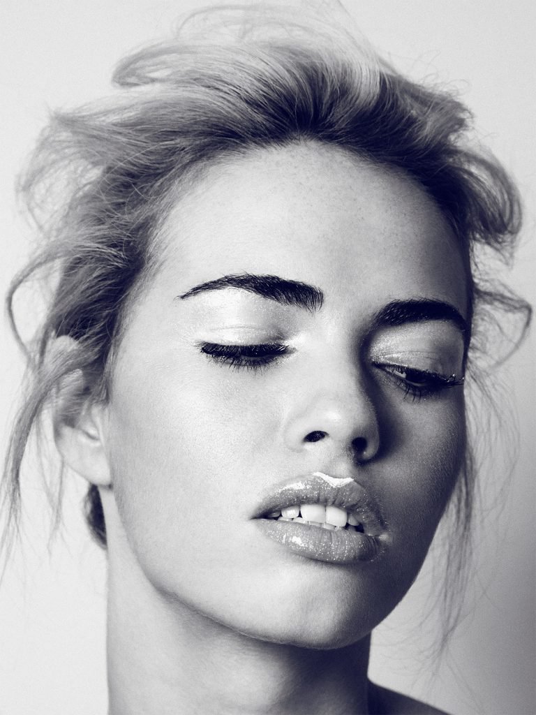 猫腰艺术——AnnaMårtensson创意美妆肖像摄影