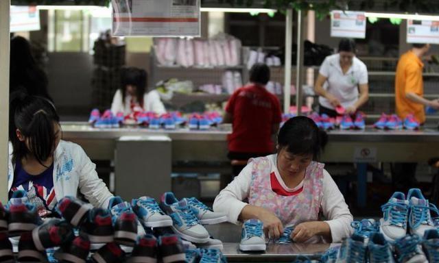 莆田鞋和adidas,adidas莆田鞋和正品对比